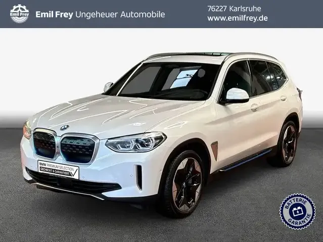 BMW iX3