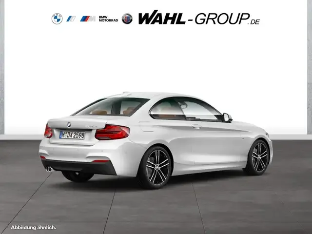 BMW 220