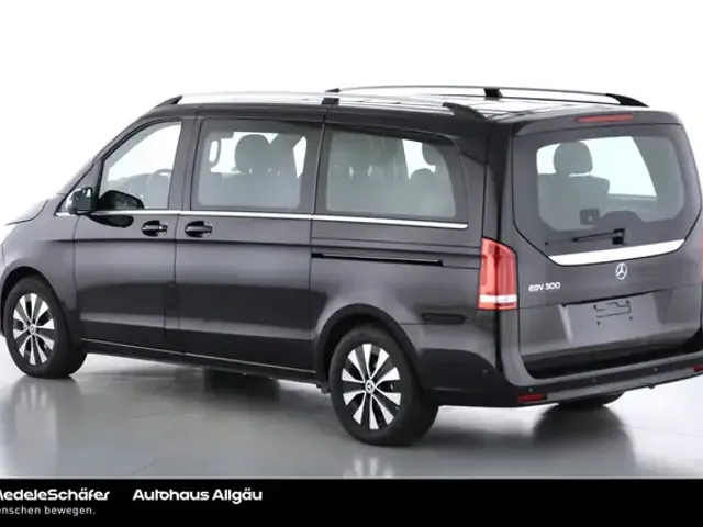 Mercedes-Benz EQV 300