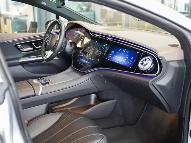 Mercedes-Benz EQE 300