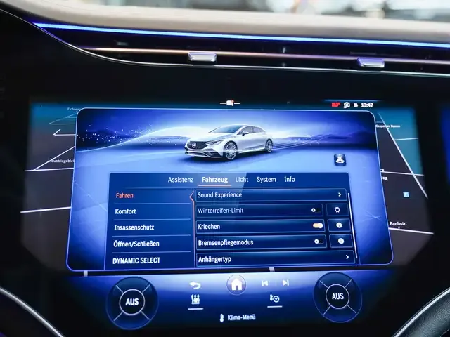 Mercedes-Benz EQE 300