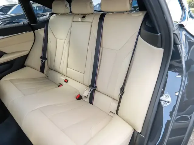 BMW 440