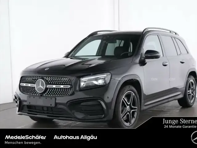 Mercedes-Benz GLB 220