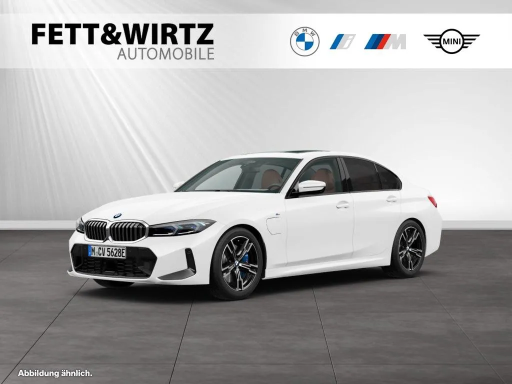 BMW 330