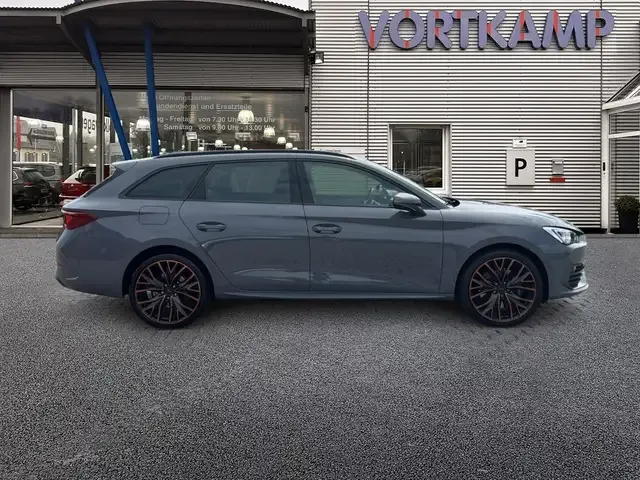 CUPRA Leon