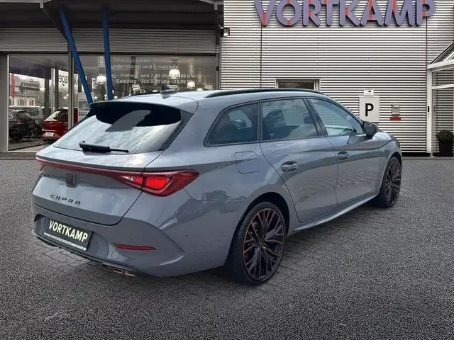 CUPRA Leon