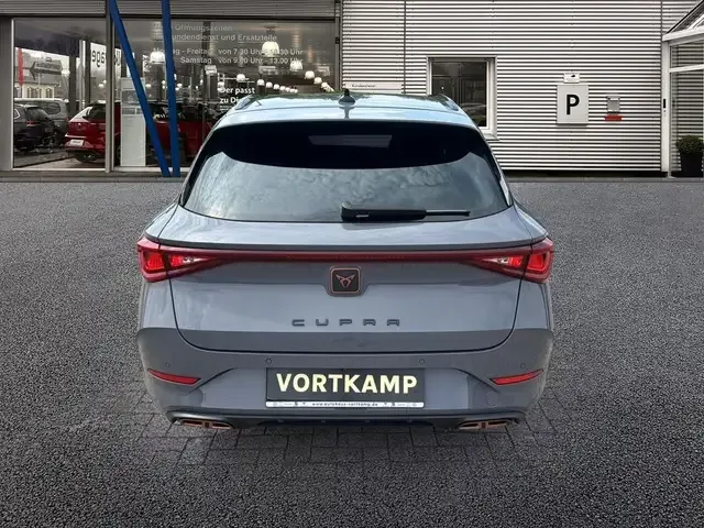 CUPRA Leon