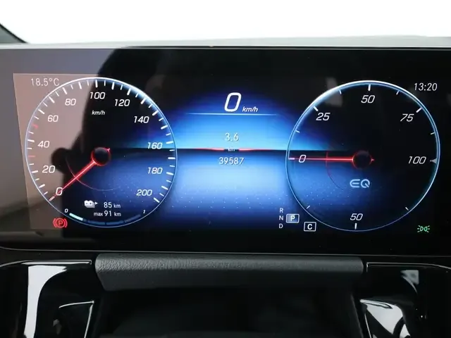 Mercedes-Benz EQA 250