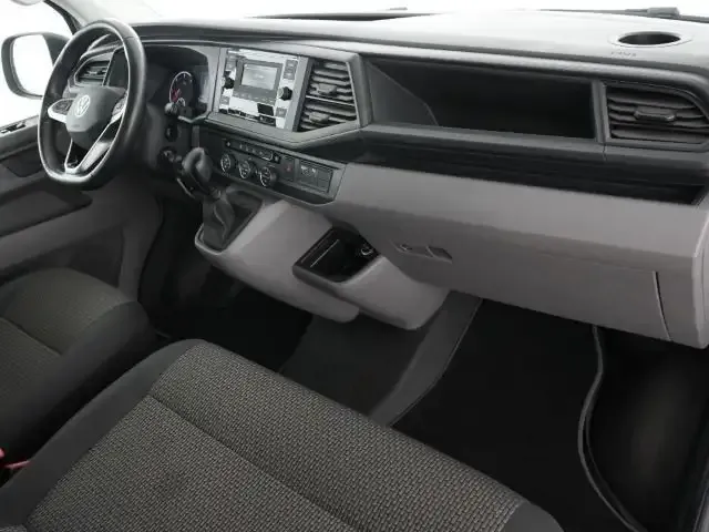 Volkswagen T6.1 Caravelle