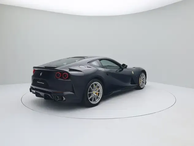 Ferrari 812