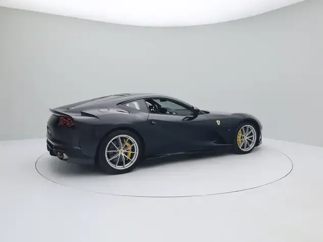 Ferrari 812