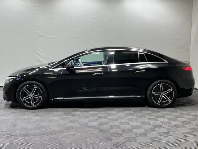 Mercedes-Benz EQE 300