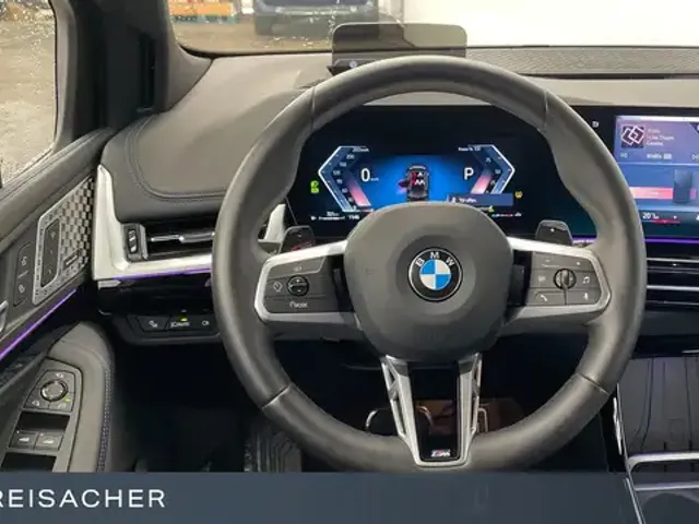 BMW 220