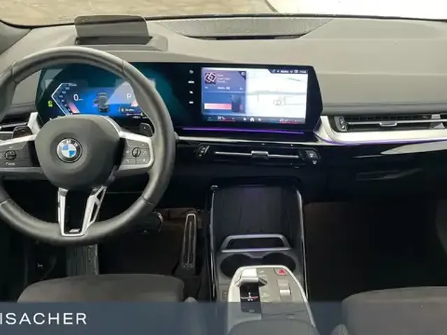 BMW 220
