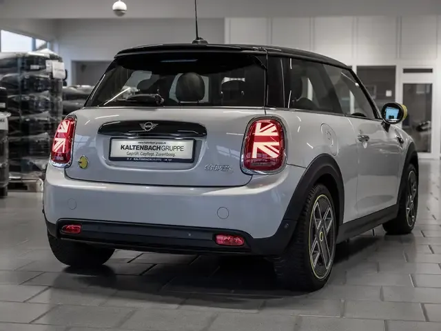 MINI Cooper SE