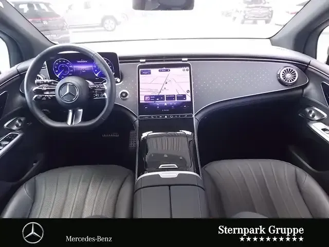 Mercedes-Benz EQE SUV