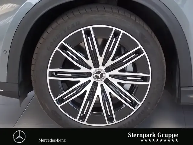 Mercedes-Benz EQE SUV