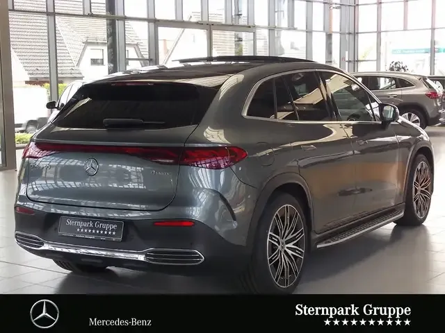 Mercedes-Benz EQE SUV