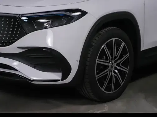 Mercedes-Benz EQB 300