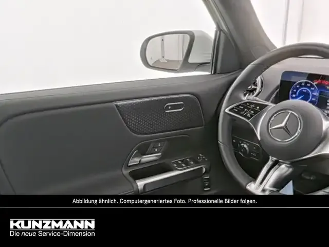 Mercedes-Benz EQB 350