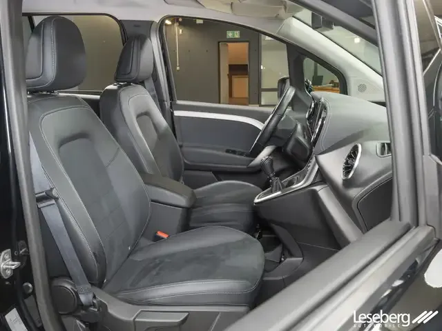 Mercedes-Benz Sonstiges
