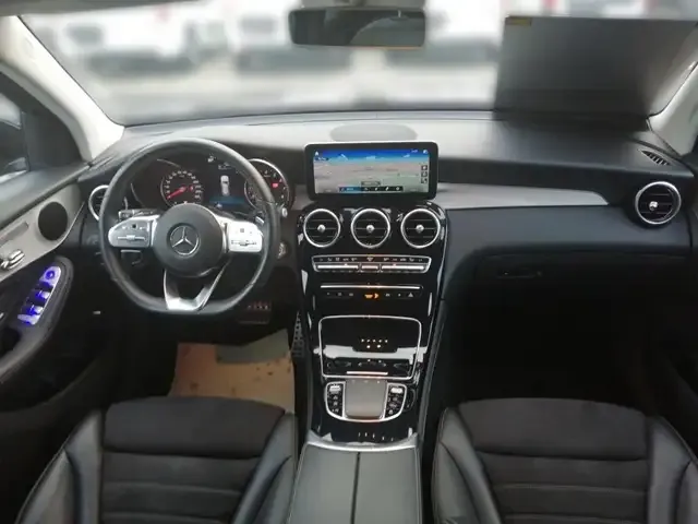 Mercedes-Benz GLC 200