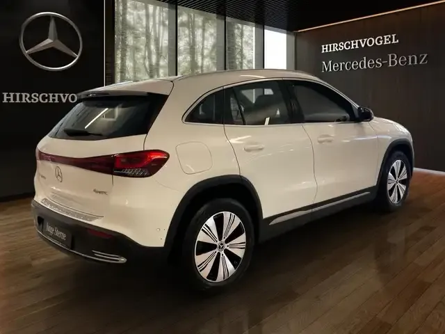 Mercedes-Benz EQA 300