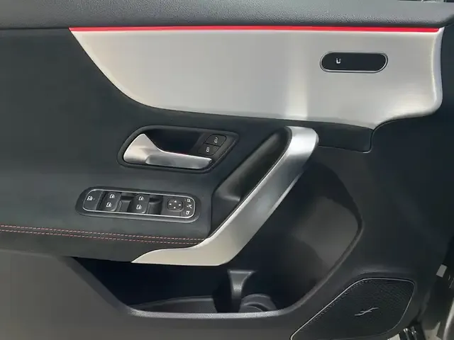 Mercedes-Benz A 45 AMG