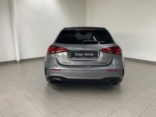 Mercedes-Benz A 45 AMG