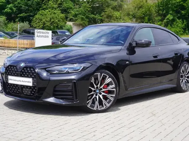 BMW 440