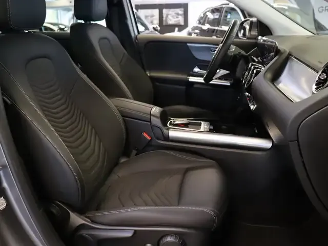 Mercedes-Benz GLA 180