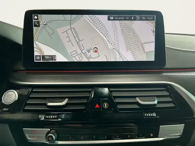 BMW M550