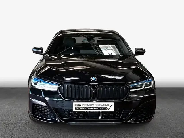 BMW M550