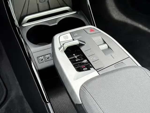 BMW 230