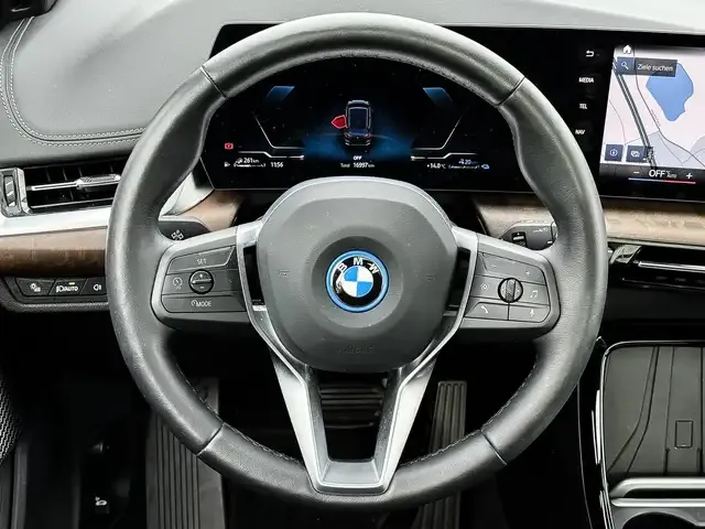 BMW 230