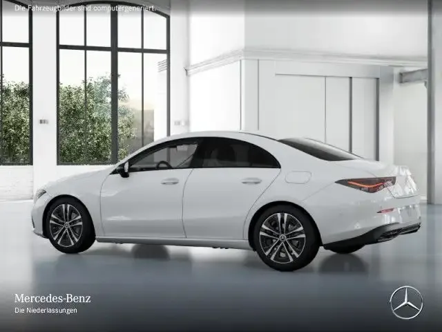 Mercedes-Benz CLA 180