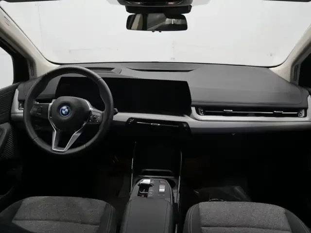 BMW 230
