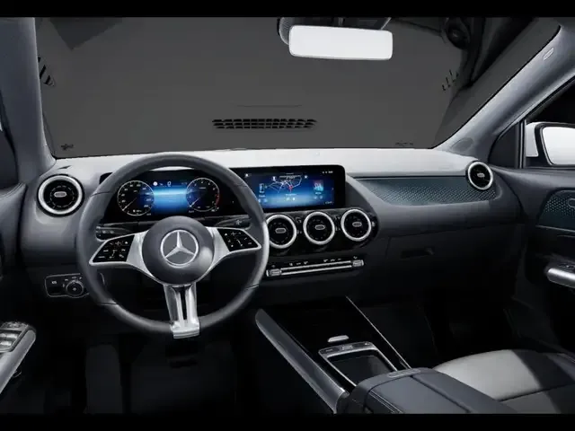 Mercedes-Benz GLA 220
