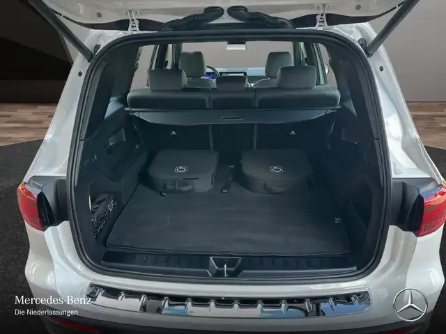 Mercedes-Benz EQB 300