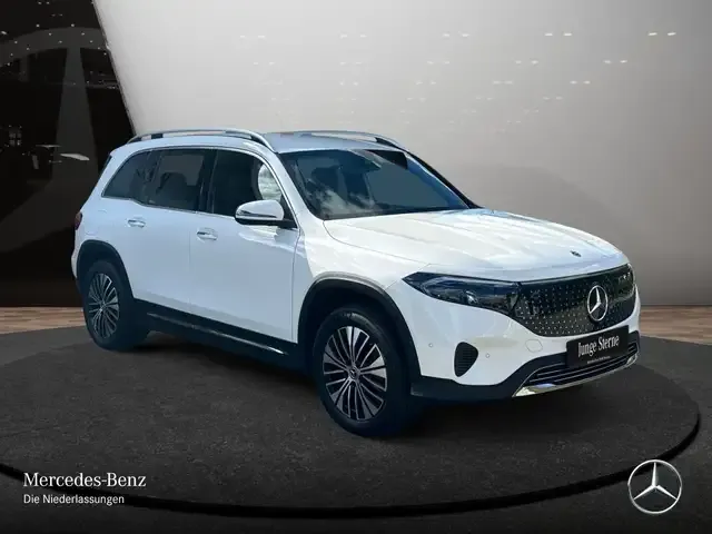 Mercedes-Benz EQB 300