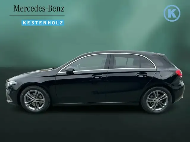 Mercedes-Benz A 220