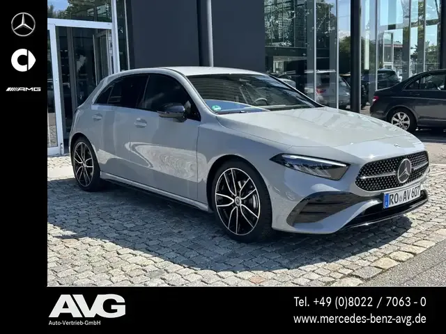 Mercedes-Benz A 200