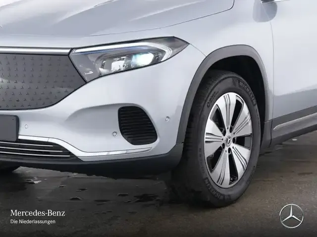 Mercedes-Benz EQA 300