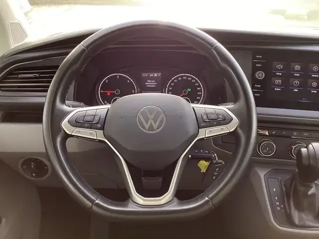 Volkswagen T6.1 Caravelle