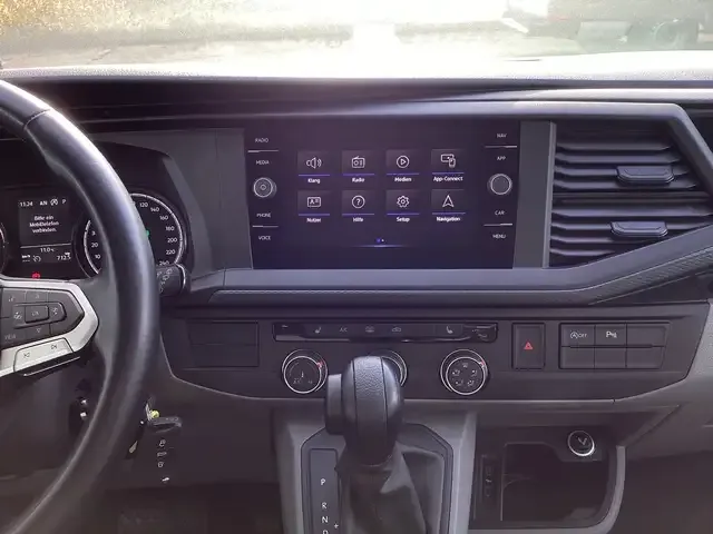 Volkswagen T6.1 Caravelle