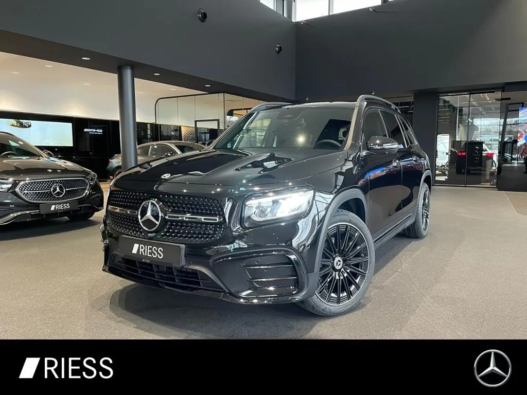 Mercedes-Benz GLB 180