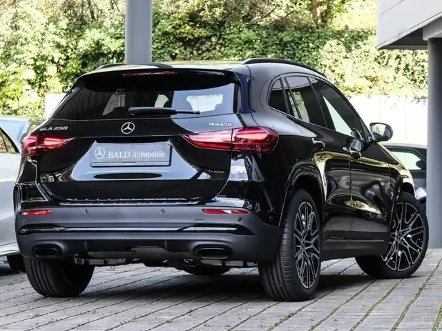 Mercedes-Benz GLA 250