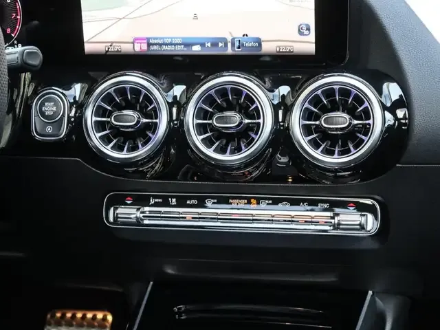 Mercedes-Benz GLA 250