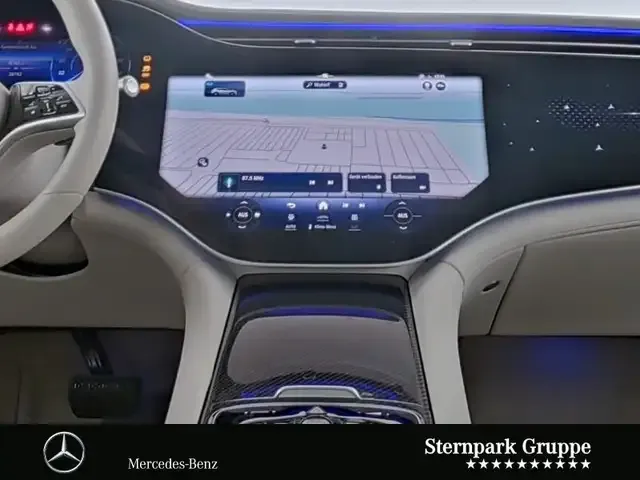 Mercedes-Benz EQS SUV