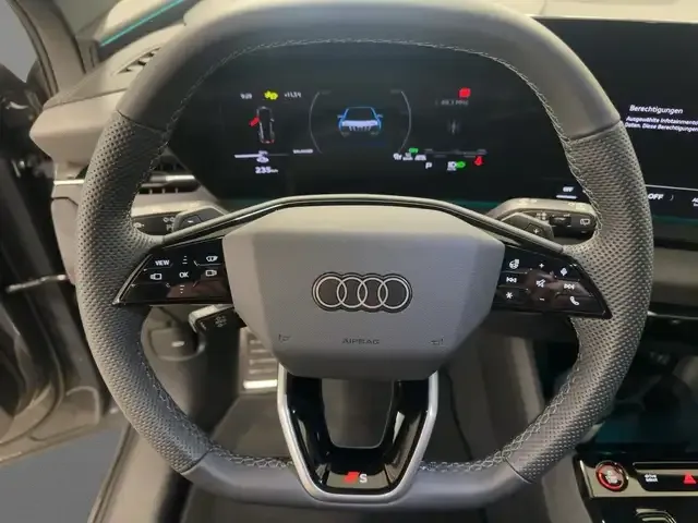 Audi SQ6 e-tron